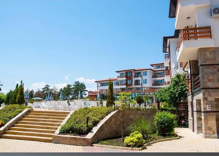 Gardenia Hills Aparthotel